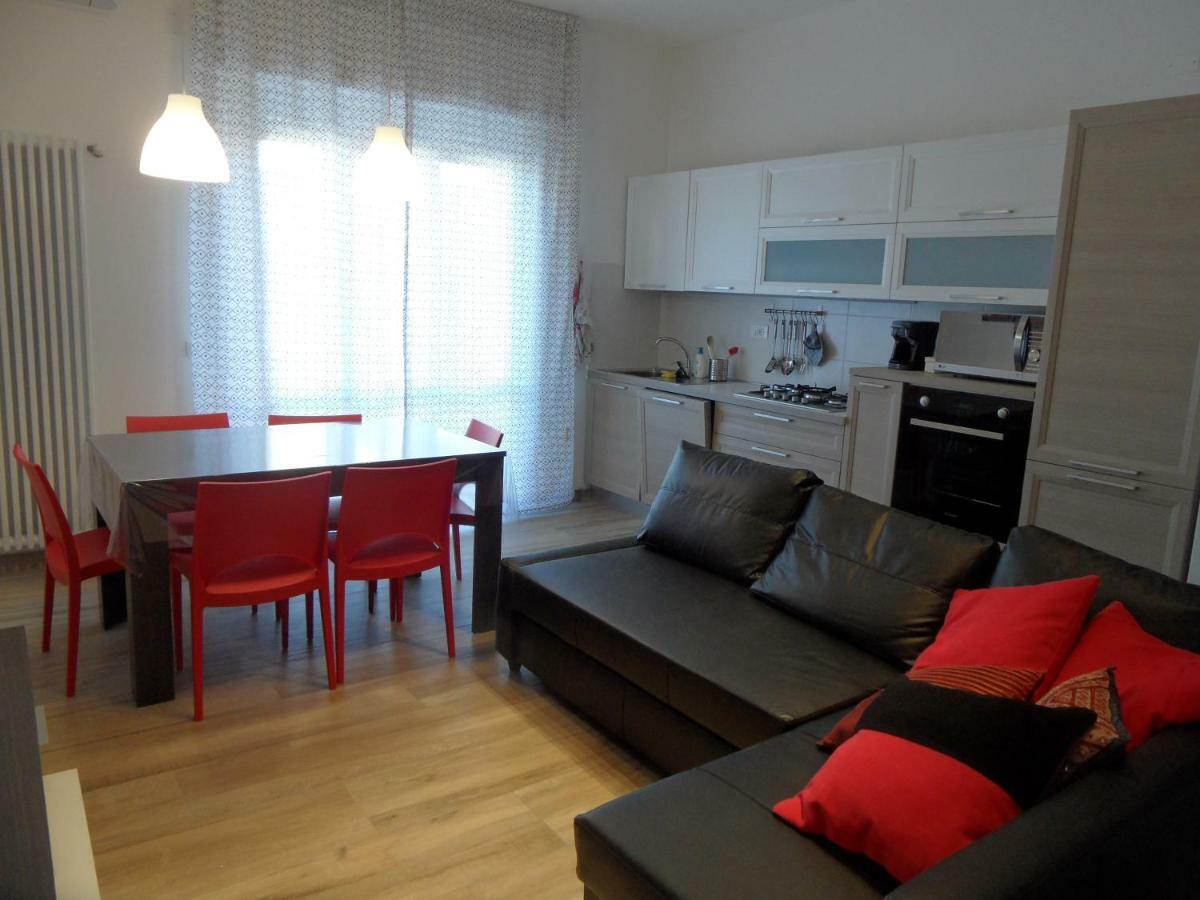 Casa Perennio Apartment อาเรซโซ ภายนอก รูปภาพ